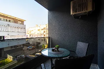 1-Bedroom Apartment in Zagreb for Up to 4 Guests
