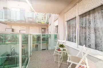 Zagreb Apartment with Separate Bedroom & Loggia