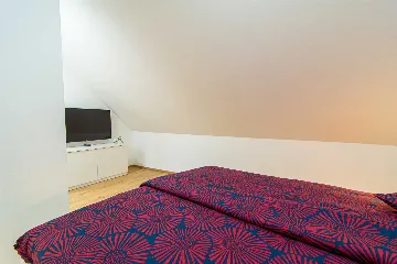 Zagreb City-Center Apartment for up to 4 Guests