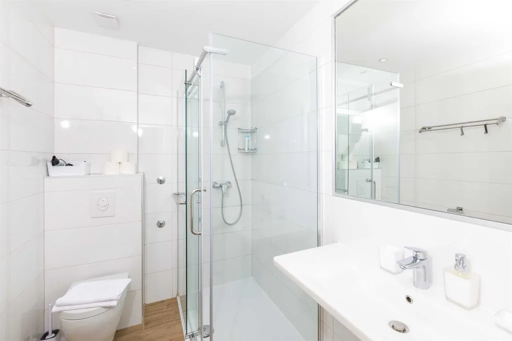 1-Bedroom Apartment for 2 Guests in Jelsa