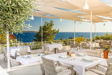 1-Bedroom Apartment in Jelsa for 2 Guests