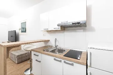 1-Bedroom Apartment in Jelsa for 2 Guests