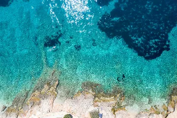 1-Bedroom Apartment for 2 Guests in Jelsa