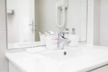 1-Bedroom Apartment for Up to 3 in Jelsa