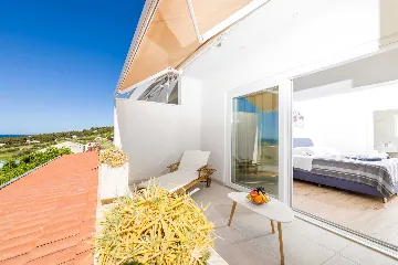 Two-Bedroom Apartment in Jelsa for 4 Guests