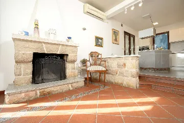 3-Bedroom Apartment in Jelsa, Croatia