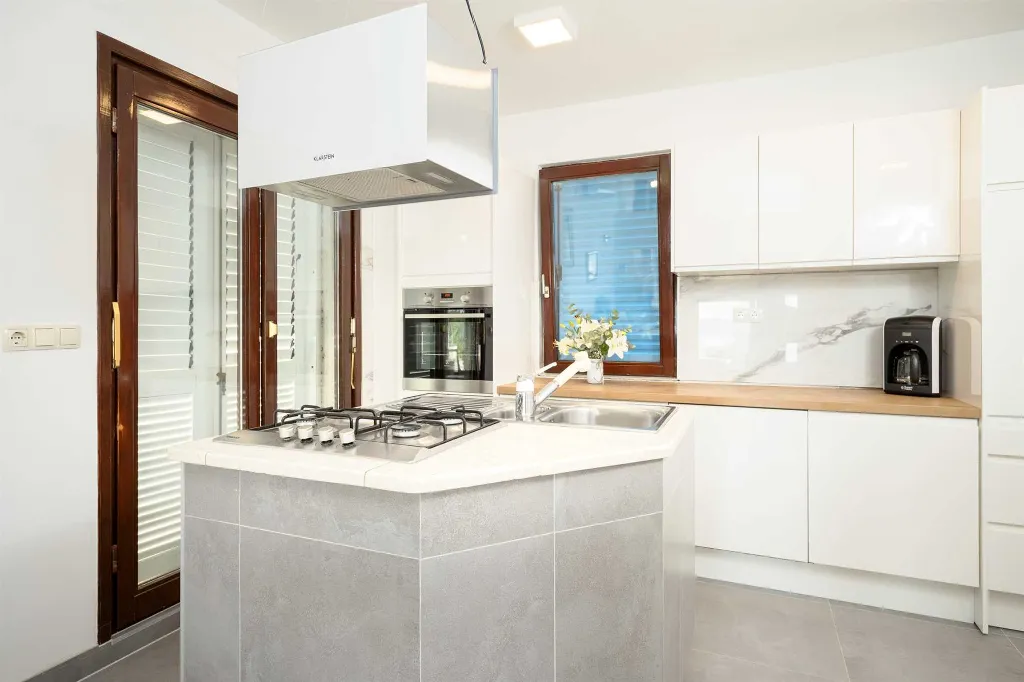 3-Bedroom Apartment in Jelsa, Croatia
