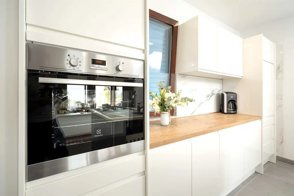 3-Bedroom Apartment in Jelsa, Croatia