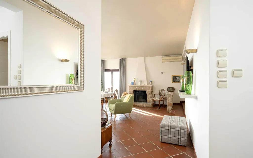 3-Bedroom Apartment in Jelsa, Croatia