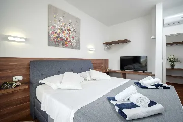 3-Bedroom Apartment in Jelsa, Croatia