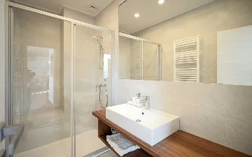 3-Bedroom Apartment in Jelsa, Croatia