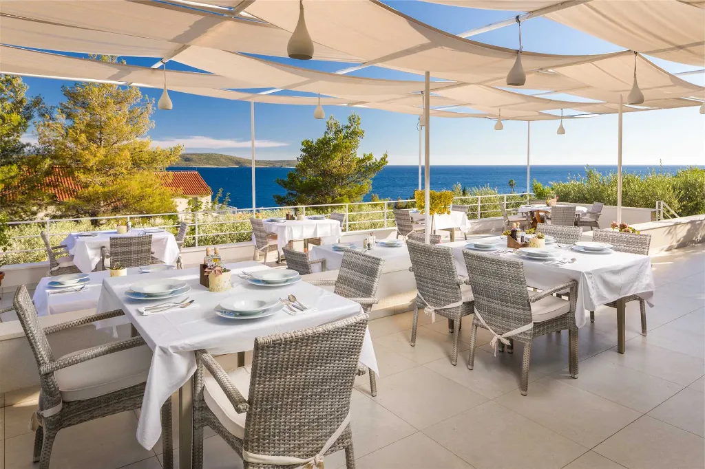3-Bedroom Apartment in Jelsa, Croatia