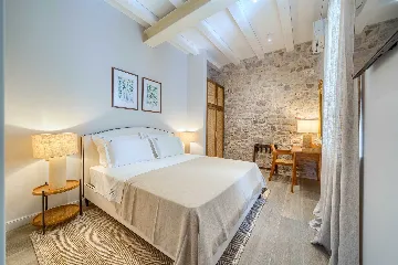 Studio Apartment in Postira for 2 Guests