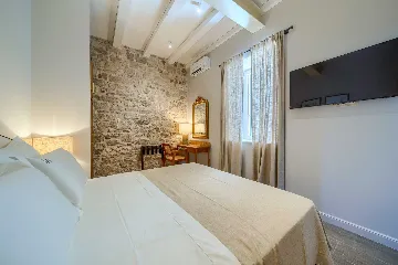 Studio Apartment in Postira for 2 Guests