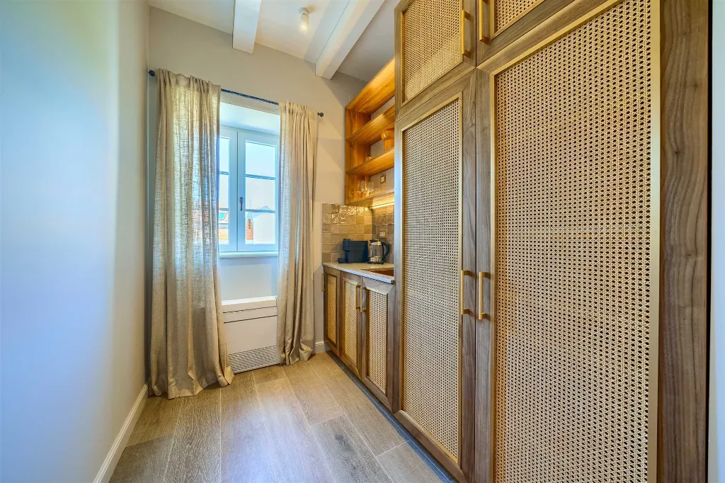 Postira Studio Apartment with Swimming Pool for 2