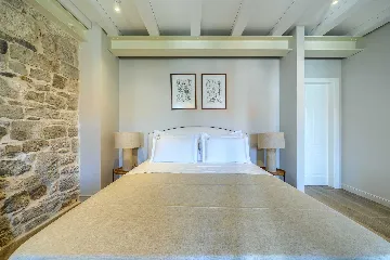 Postira Studio Apartment with Swimming Pool for 2