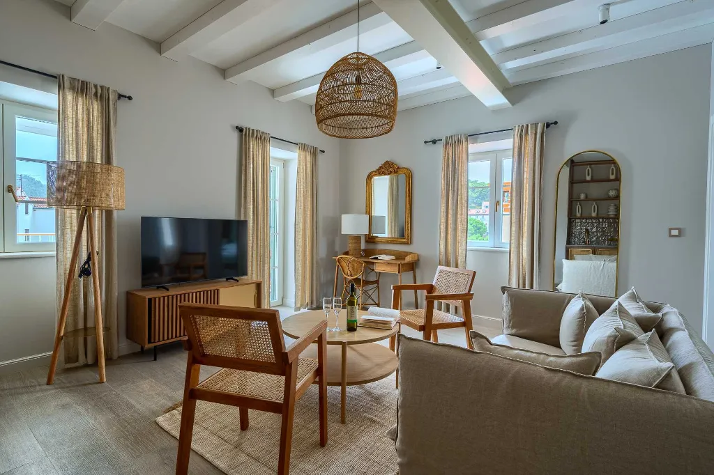 Studio Apartment in Postira for 2 with Pool
