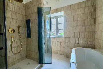 Studio Apartment in Postira for 2 with Pool