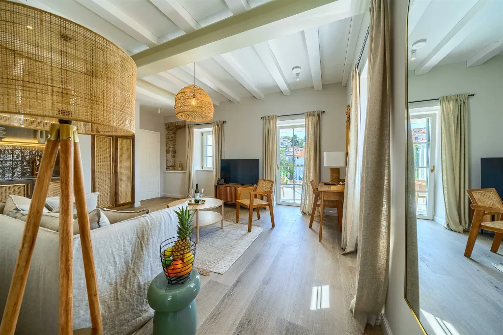 Studio Apartment in Postira for 2 with Pool