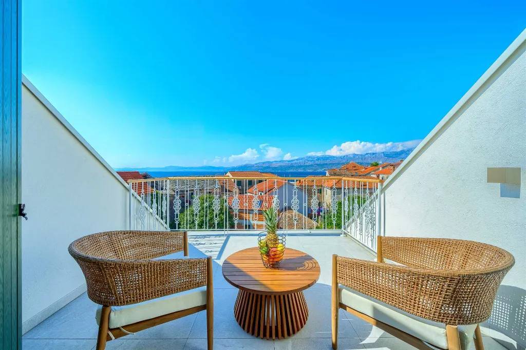 Studio Apartment in Postira for 2 Guests