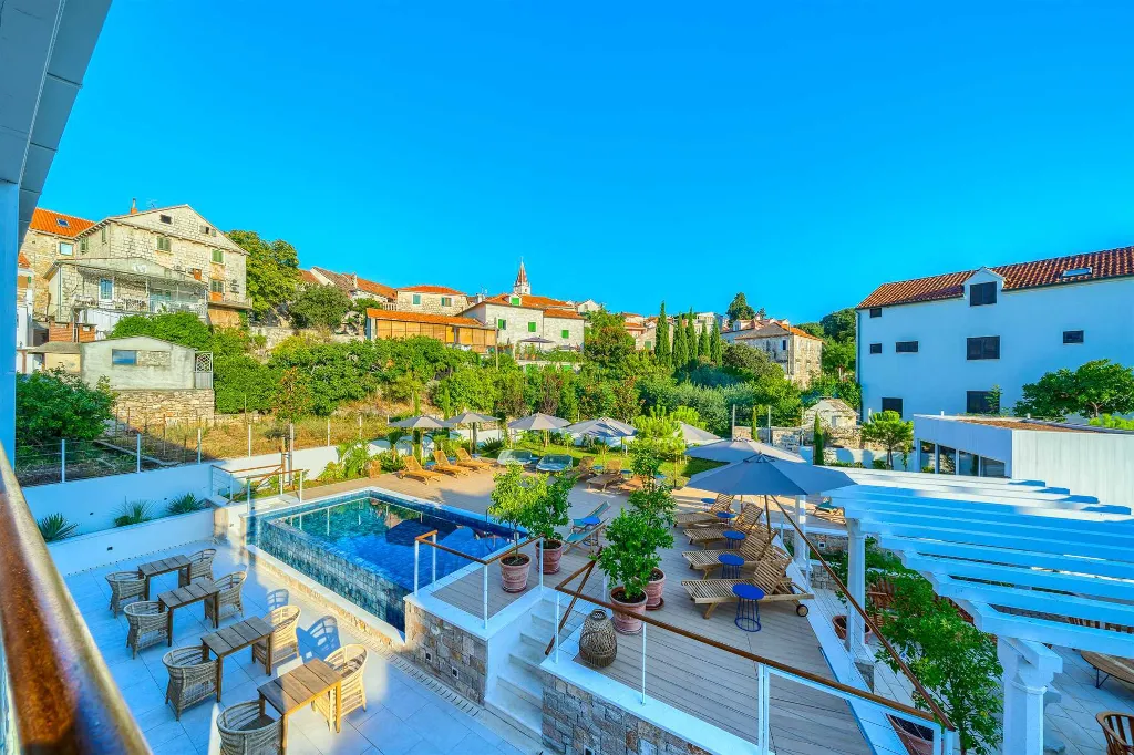 Postira 2-Bedroom Apartment with Private Terrace