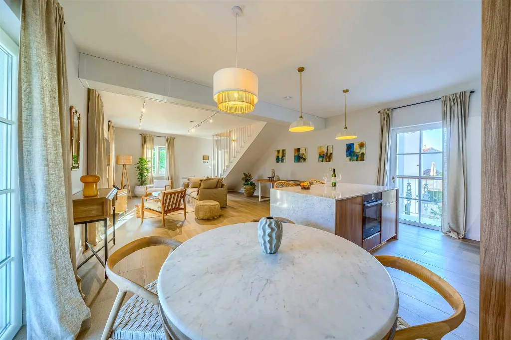 Postira 2-Bedroom Apartment with Private Terrace