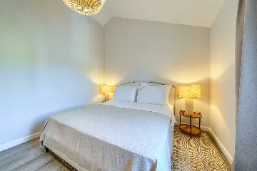 Postira 2-Bedroom Apartment with Private Terrace