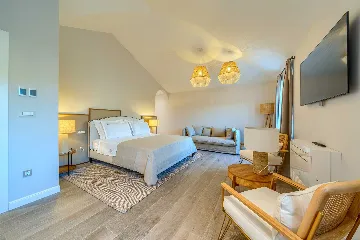 2-Bedroom Apartment in Postira for 4 Guests