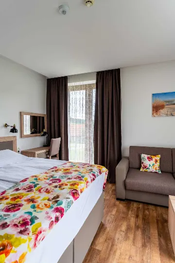 Kapela Apartment for Up to 6 Guests