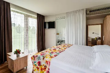 Kapela Apartment for Up to 6 Guests