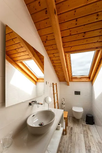 Kapela 1-Bedroom Apartment for Up to 5 Guests