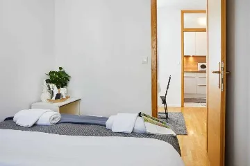 Zagreb 2-Bedroom Apartment for Up to 8 Guests