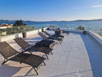 Two-Story Apartment with Sea Views in Bibinje