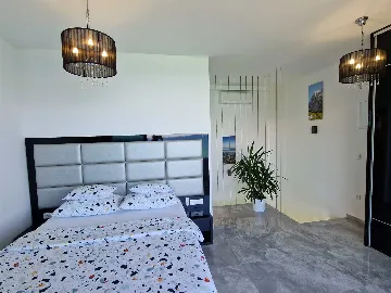 Two-Story Apartment with Sea Views in Bibinje