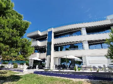 Ground-Floor Apartment in Bibinje with Shared Terrace