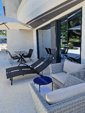 Bibinje 1-Bedroom Apartment with Beach Amenities