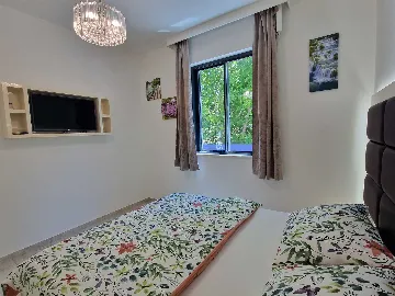 Bibinje 1-Bedroom Apartment with Beach Amenities