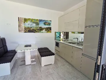Bibinje 1-Bedroom Apartment with Beach Amenities