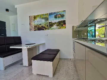 Bibinje 1-Bedroom Apartment with Beach Amenities