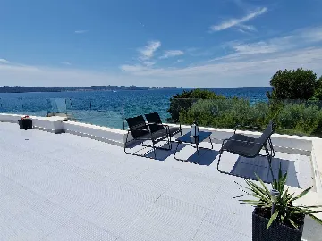 Bibinje 1-Bedroom Apartment with Beach Amenities