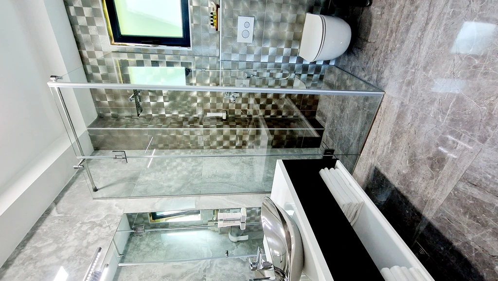 Bibinje Apartment for 4 Guests with Sea Views