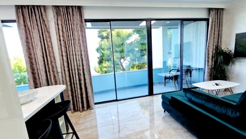 Bibinje Apartment for 4 Guests with Sea Views