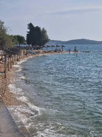 2-Bedroom Apartment with Balcony Sea Views in Bibinje