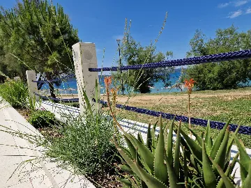 2-Bedroom Apartment with Balcony Sea Views in Bibinje