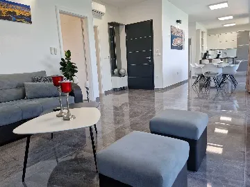 2-Bedroom Apartment with Balcony Sea Views in Bibinje