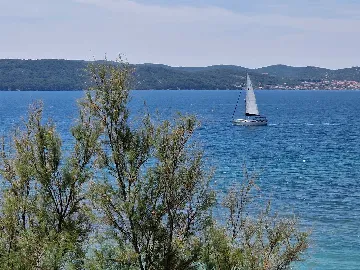 2-Bedroom Apartment with Balcony Sea Views in Bibinje