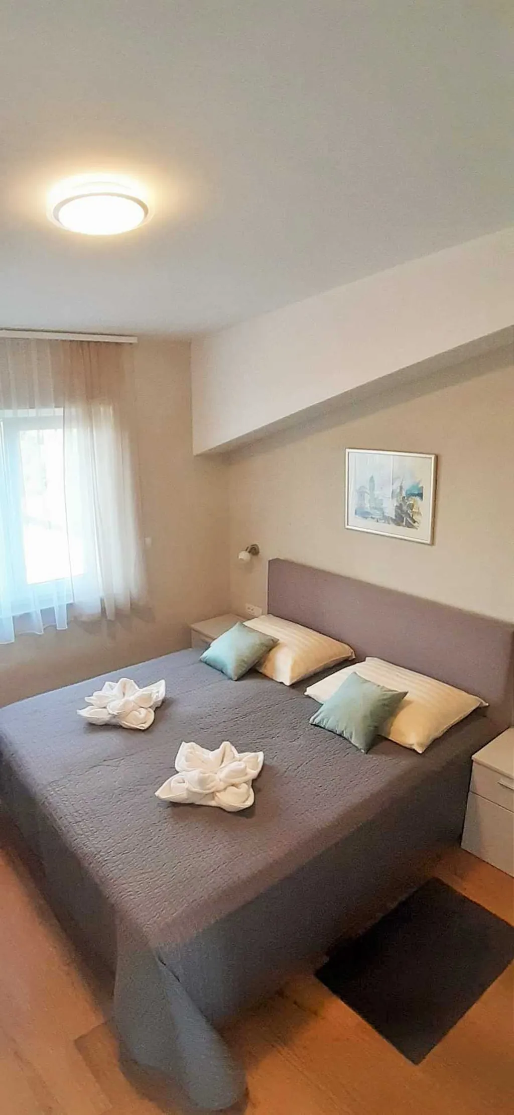 Apartment with Pool for 6–8 Guests in Pula