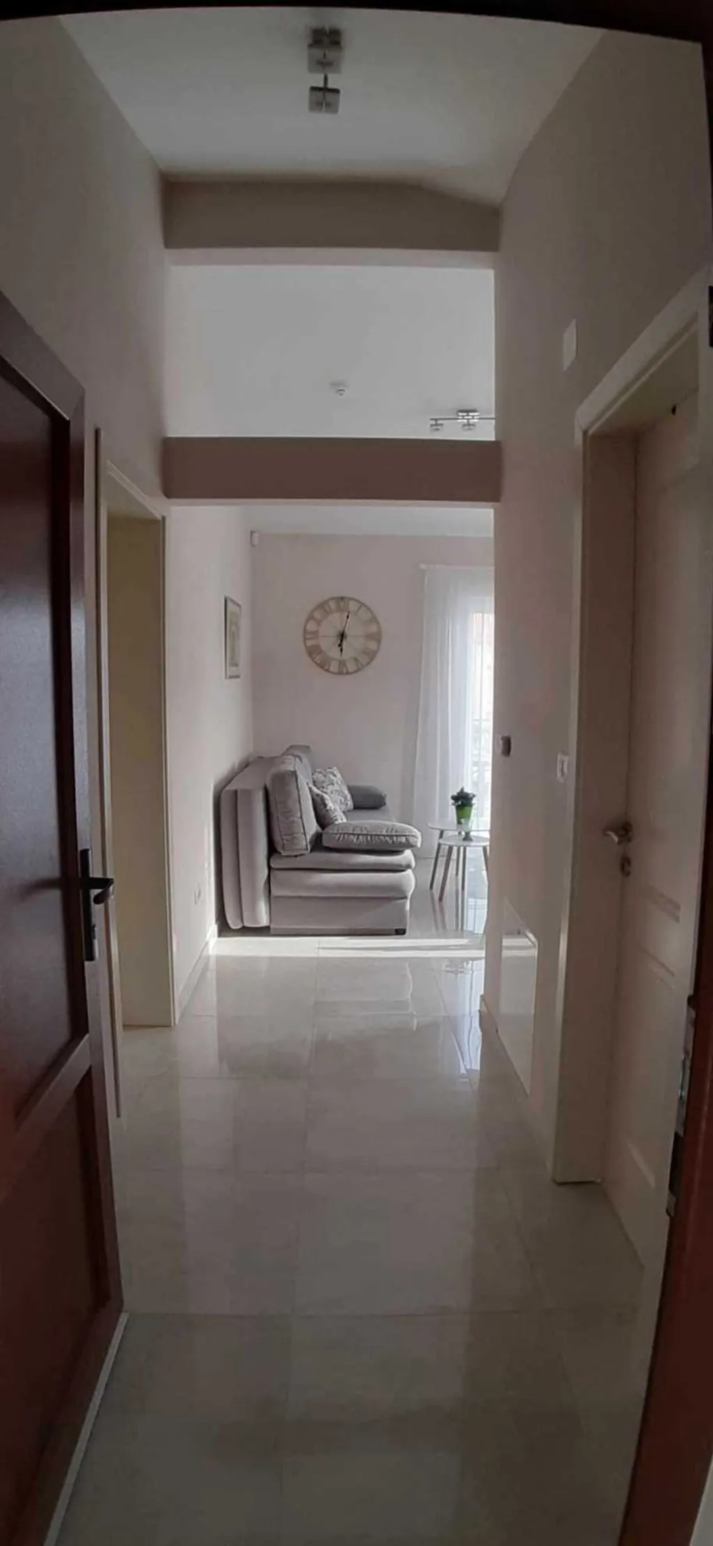 Pula Apartment for 4 Guests with Pool