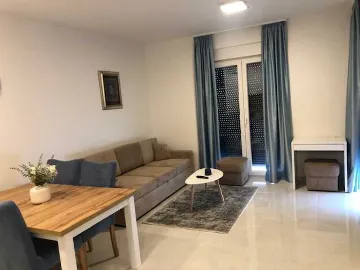 Ground-Floor Apartment in Banjole with Garden