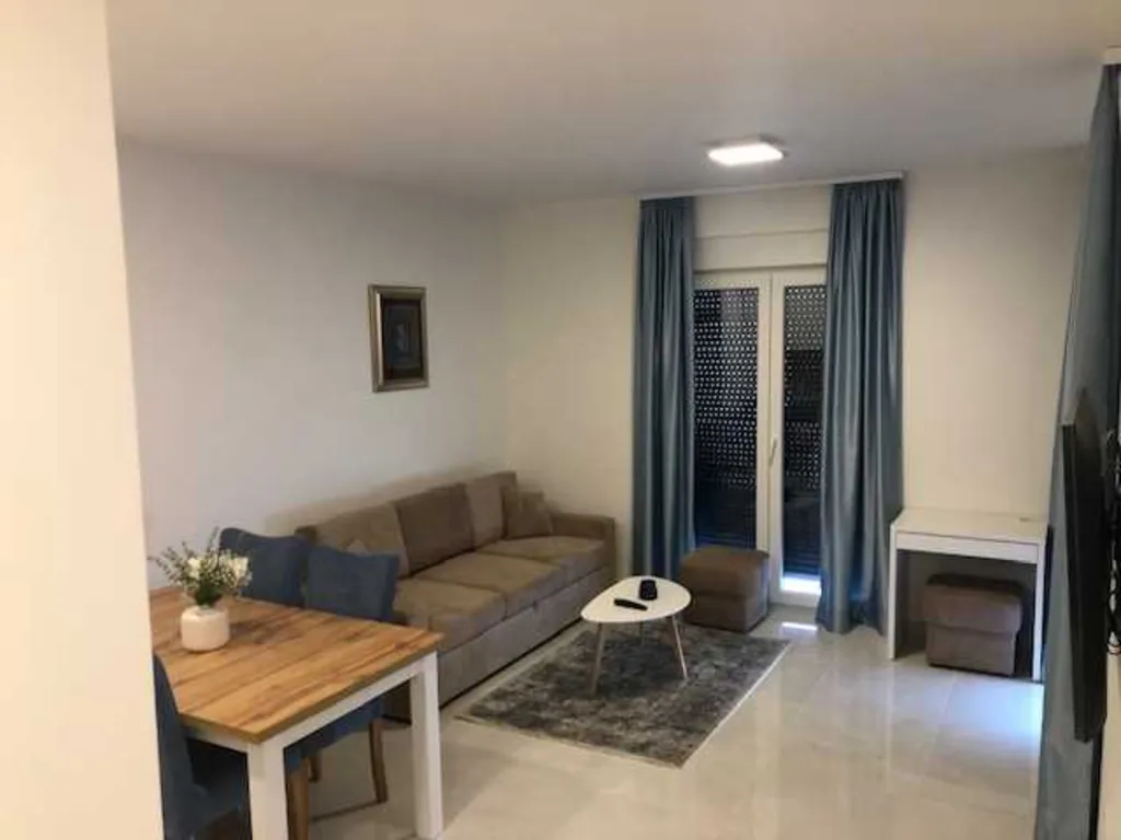 Banjole Apartment with Garden for Up to 5 Guests